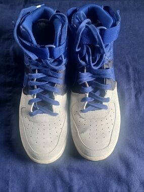 Nike Air Force 1 High '07 LV8 — Pure Platinum & Deep Royal Blue Size 11